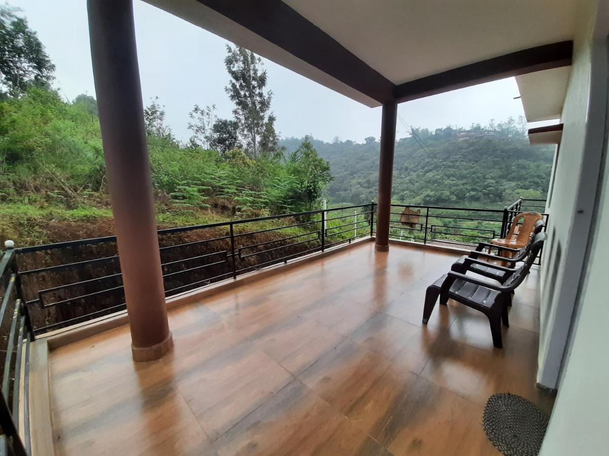 Daisey Dee Homestay Madikeri Extérieur photo