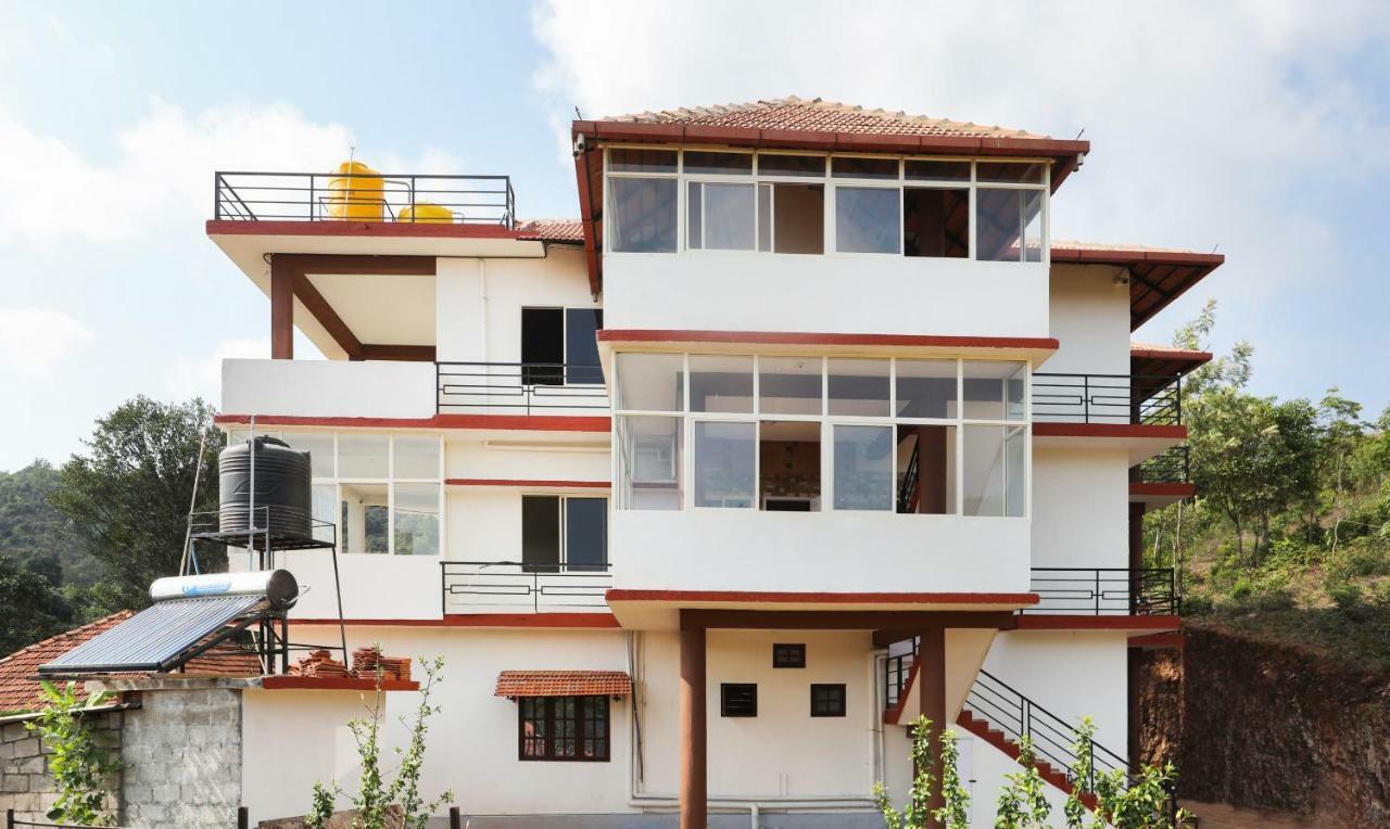 Daisey Dee Homestay Madikeri Extérieur photo