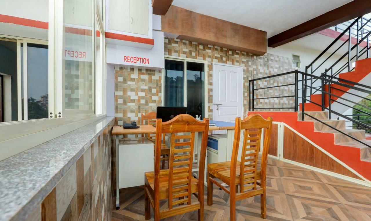 Daisey Dee Homestay Madikeri Extérieur photo
